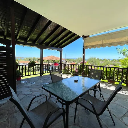 Anna Dani Vourvourou